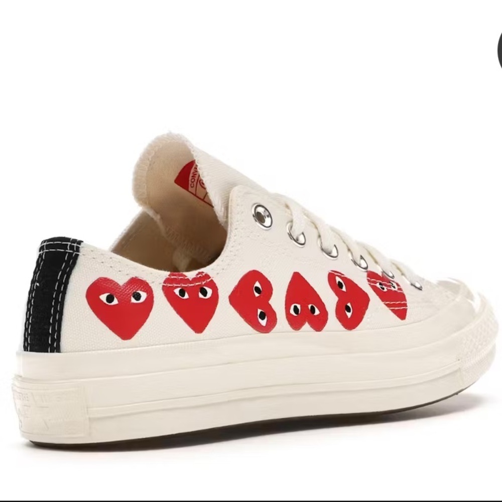 Conversex COMME des GARCONS PLAY Chuck 70 Low Multi Heart 'White Red’ Wms 9